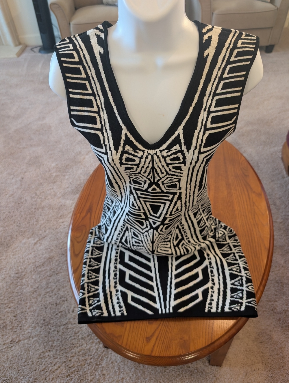 Sara Boo Black & White Geometric Knit Mini Dress, Size M